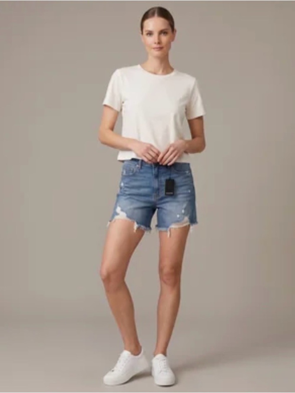RISEN HIGH RISE DISTRESSED SHORTS